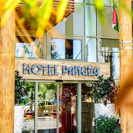 Hotel Pangea 4*